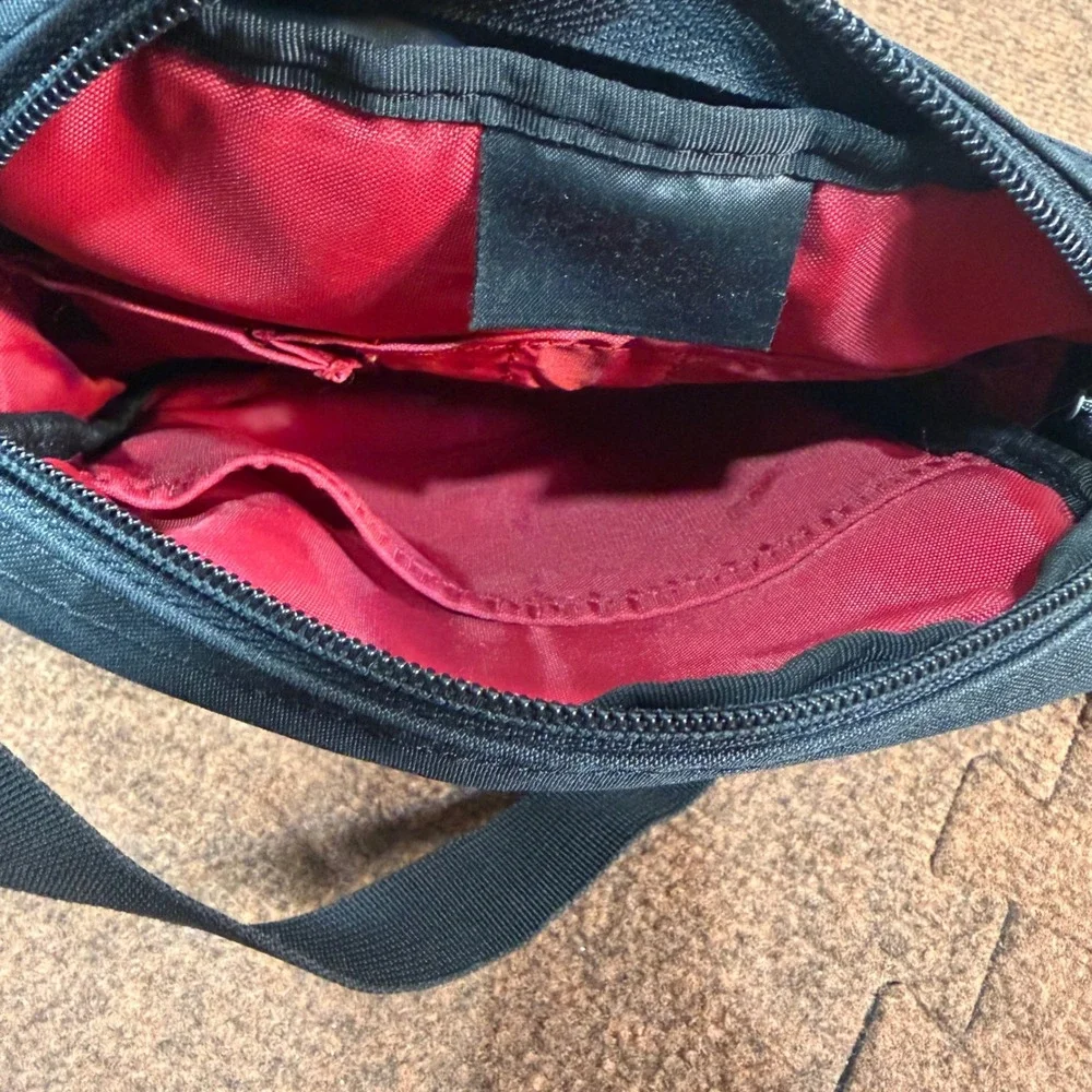 B+ Airwalk Black Canvas Crossbody Messenger Bag Red Lining Small Travel Pouch